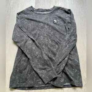 Abercrombie long sleeve size 11/12 smoke free home . Runs more like a 10. $7